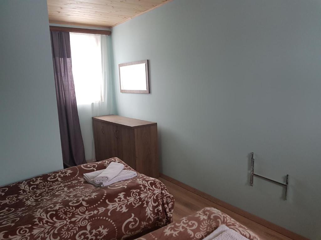 Местиа: Guest House Khergiani
