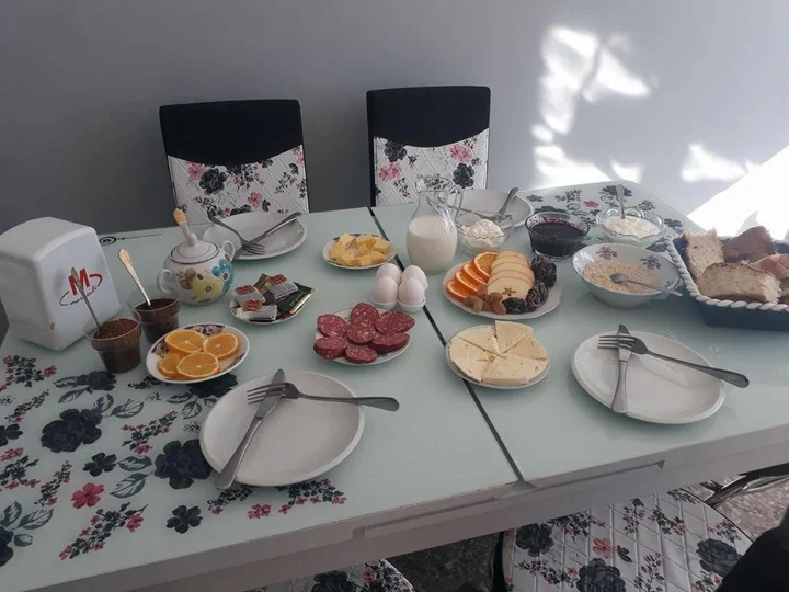 Местиа: Guest House Khergiani