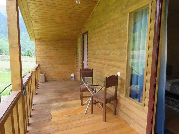 Местиа: Guest House Guli