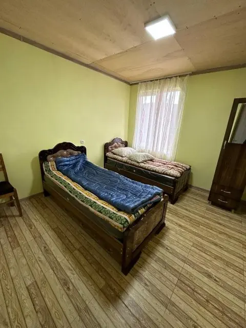 Амбролаури: Guesthouse Space