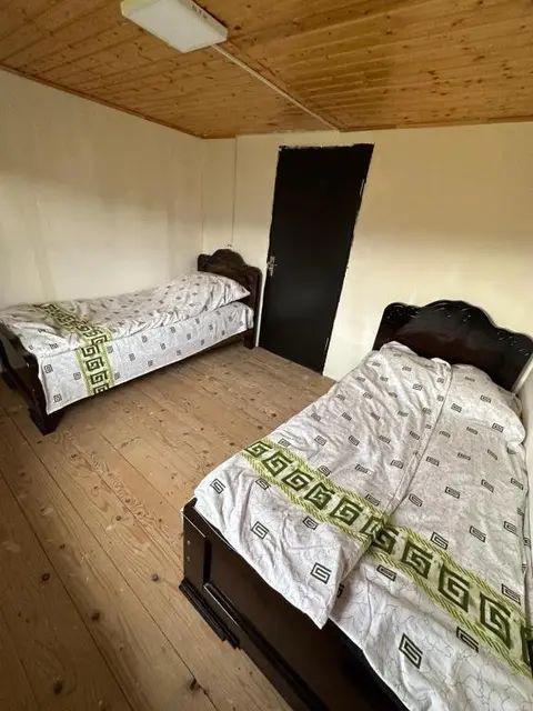 Амбролаури: Guesthouse Space