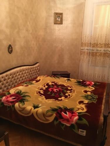 Кутаиси: friends house