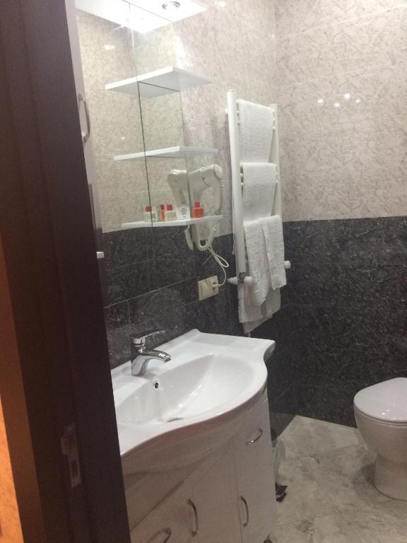 Тбилиси: Guest House Universal
