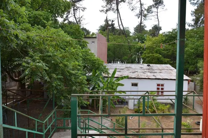 Уреки: Garden of Glee Inn