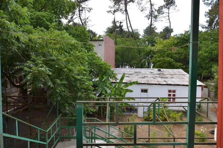 Уреки: Garden of Glee Inn