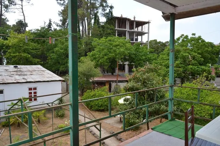 Уреки: Garden of Glee Inn