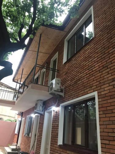 Тбилиси: emis house