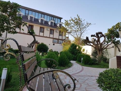 Кутаиси: Garden Hotel