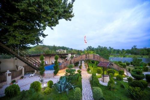 Кутаиси: Garden Hotel