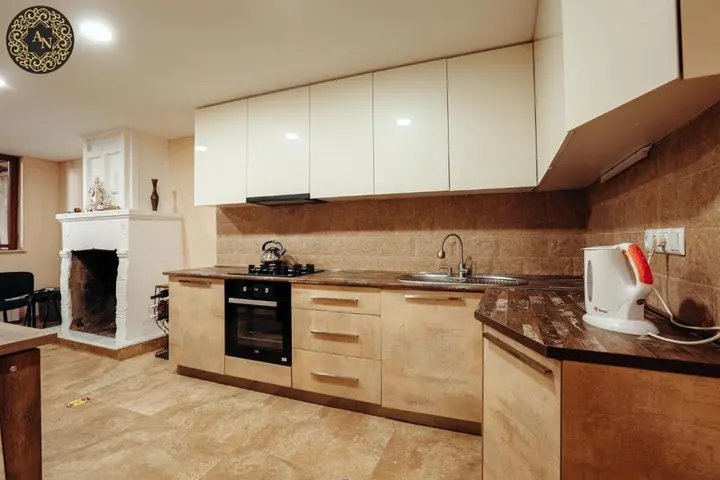 Кутаиси: guesthouse anina