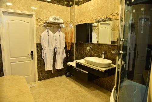 Шеки: Inci Design Hotel