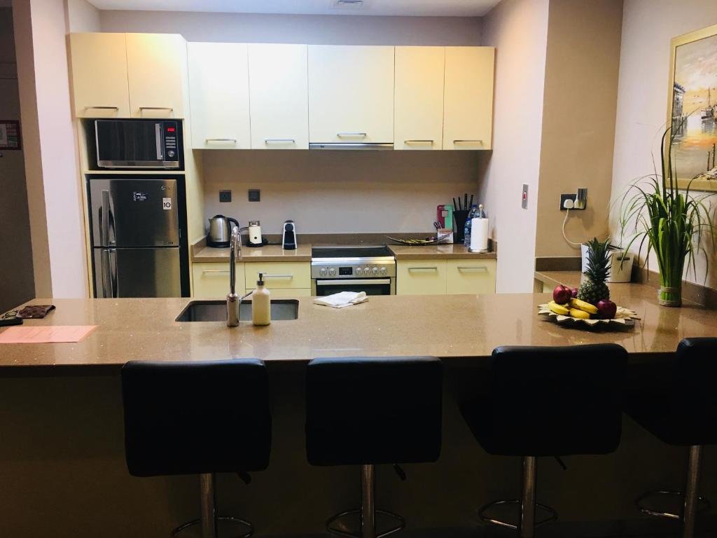 Дубай: JCB Dubai Marina Apartment