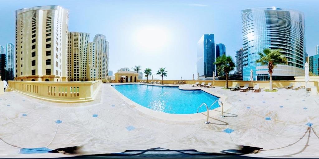 Дубай: JCB Dubai Marina Apartment