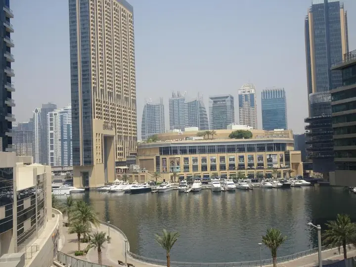 Дубай: JCB Dubai Marina Apartment