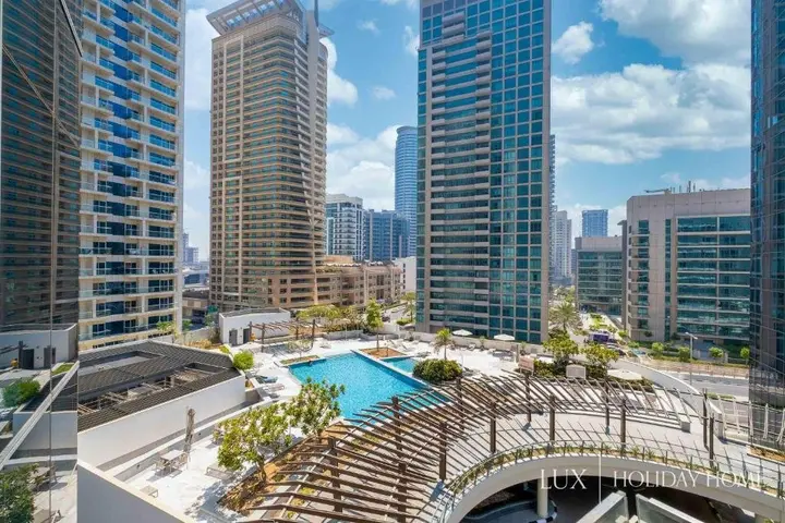 Дубай: LUX - The Modern Dubai Marina Suite 1
