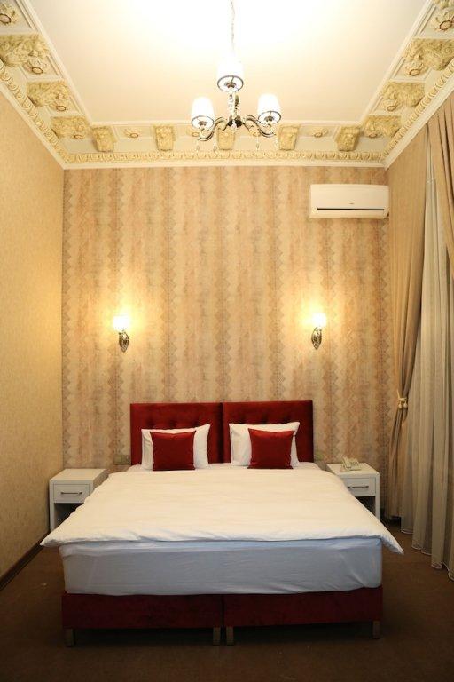 Баку: Nizami Apartment