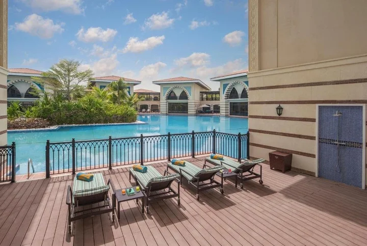 Дубай: TWO BEDROOM in PALM JUMEIRAH
