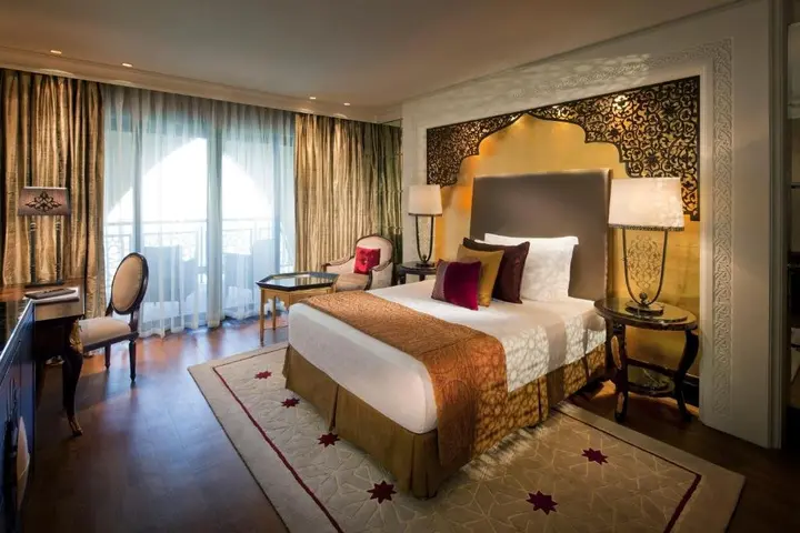Дубай: TWO BEDROOM in PALM JUMEIRAH