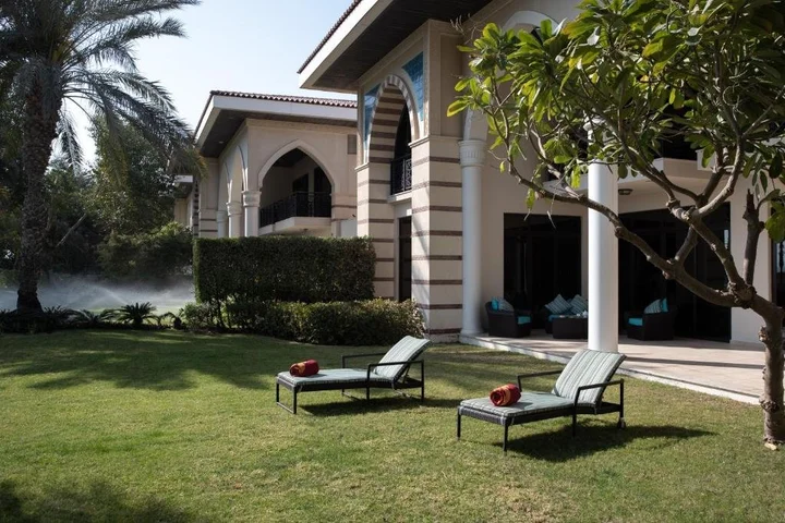 Дубай: TWO BEDROOM in PALM JUMEIRAH