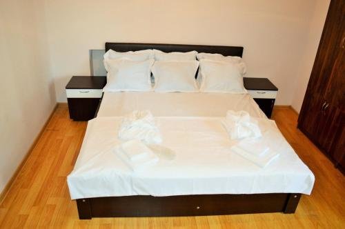 Кварели: Hotel Tedi