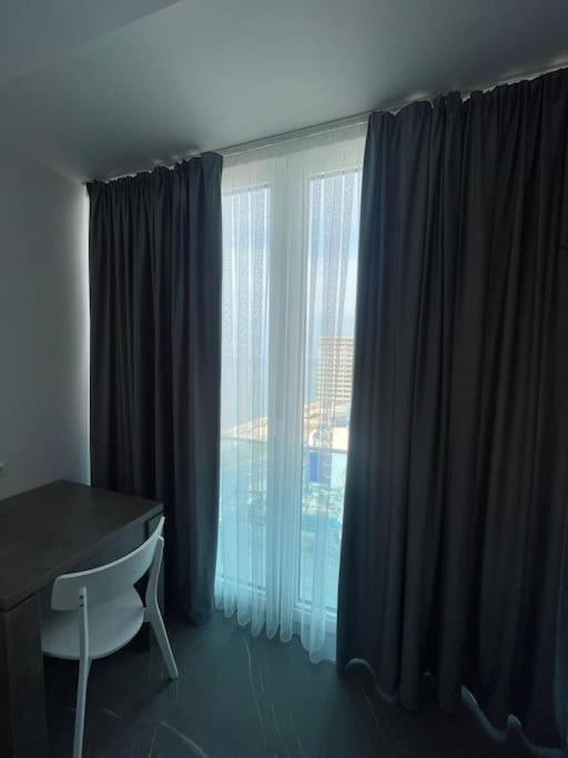 Leo Group Luxury Apartment 14-296B Sunrise Batumi — фото 4