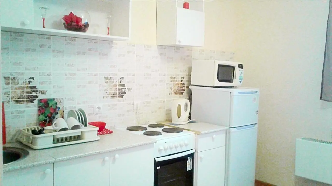 Воронеж: Apartment on Leninskiy 124 b