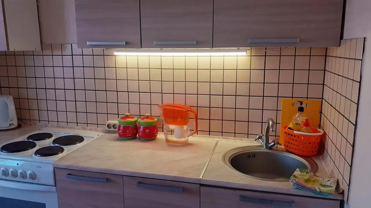 Воронеж: Apartment on Leninskiy 124 b