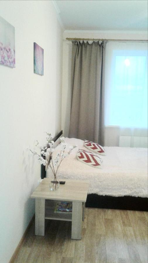 Воронеж: Apartment on Leninskiy 124 b