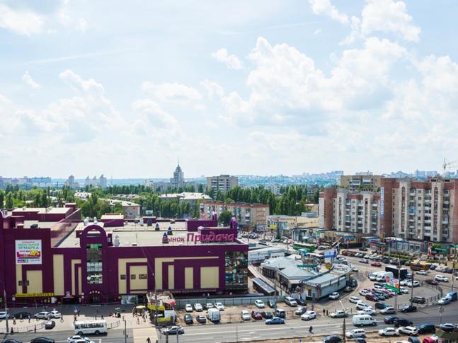 Воронеж: Apartment on Leninskiy 124 b