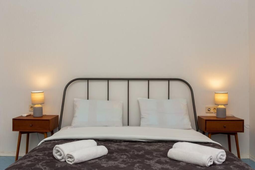Тбилиси: Lovely 1Br Apt Next To Stamba Rooms