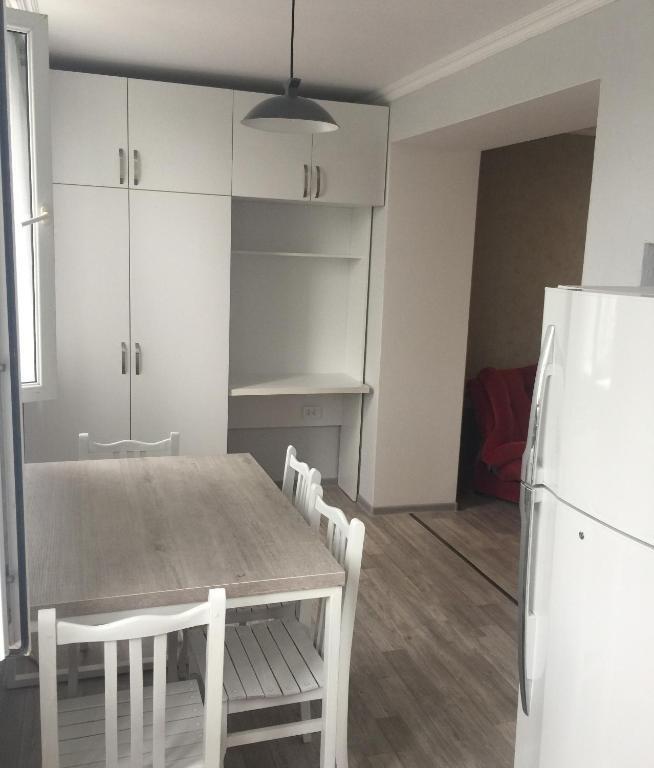 Кутаиси: 139 Lado Asatiani Street
