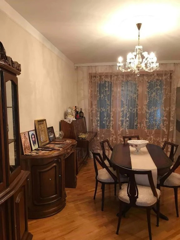 Кутаиси: 3-Room Flat In Kutaisi