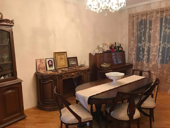 Кутаиси: 3-Room Flat In Kutaisi