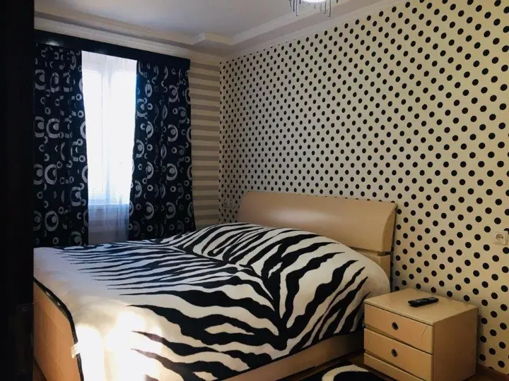 Кутаиси: Ilia Chavchavadze Avenue # 48