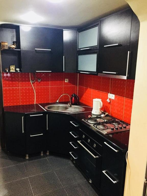 Кутаиси: Ilia Chavchavadze Avenue # 48