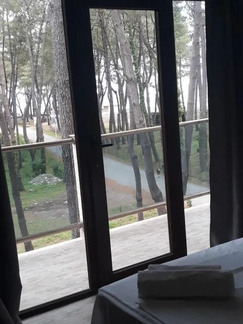 Уреки: Kaprovani Star Apartament
