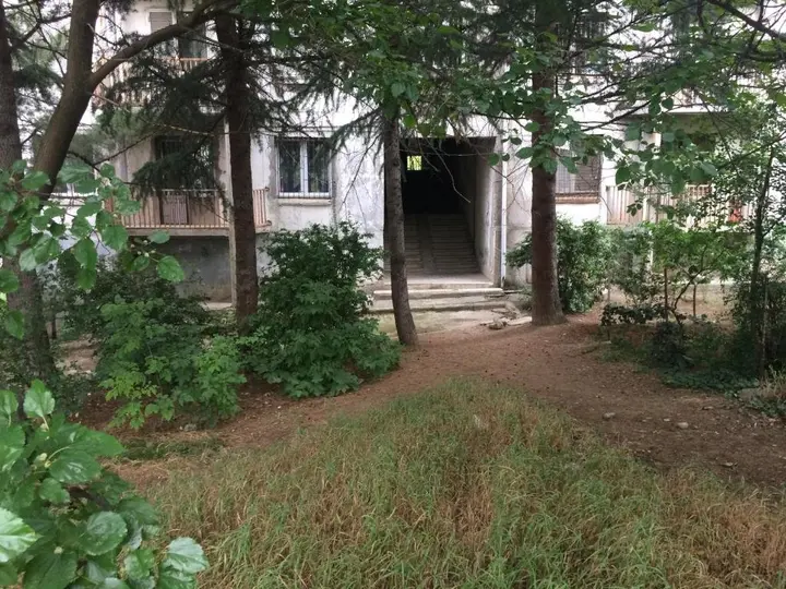 Тбилиси: Apartment Nutsubidze 77/b