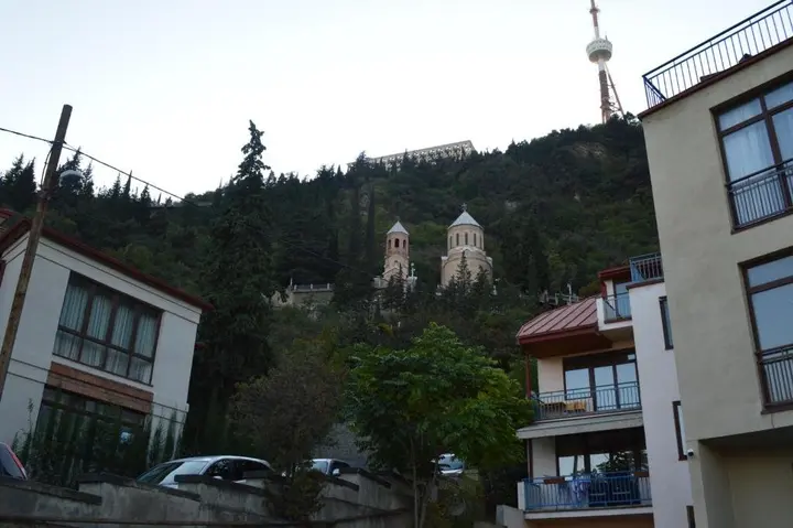 Тбилиси: Mtatsminda Apartment