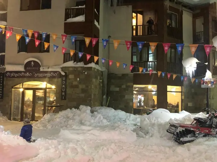 Гудаури: New Gudauri Block 4 - Ski4Life