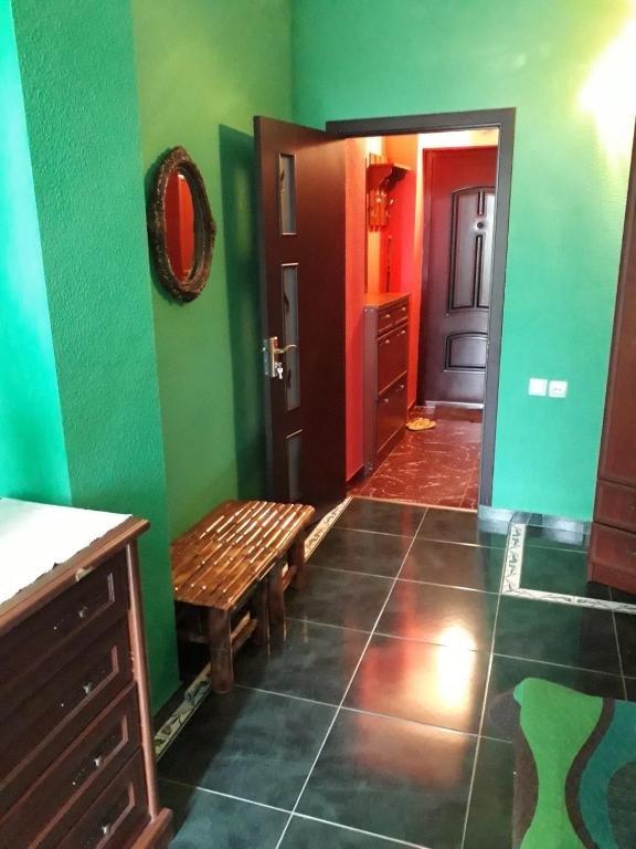 Уреки: Apartamenty v Zhemchuzhine Ureki u Simony