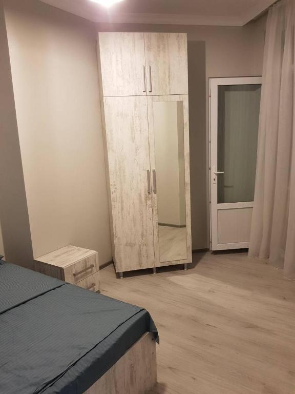 Батуми: 5-6GUEST
