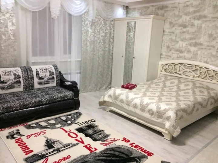 Губкинский: Апарт-отель Империя