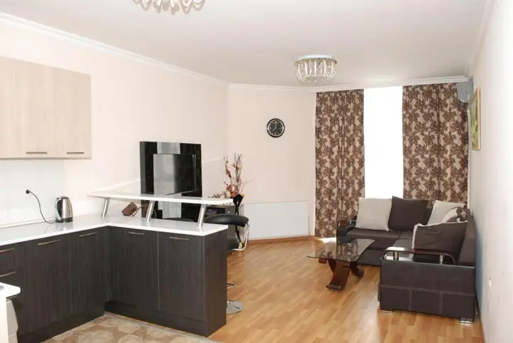 Тбилиси: Beri Gabriel Salosi Avenue/ 17B
