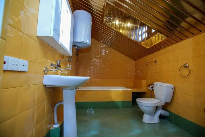 Тбилиси: 5 Bedroom Garden House