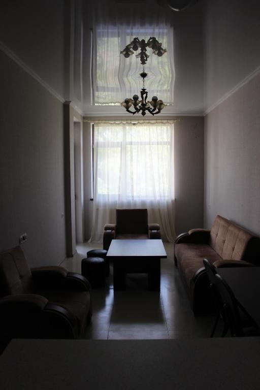 Тбилиси: 300 ARG Apartments