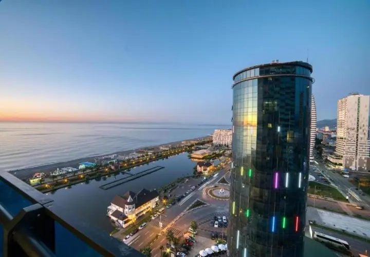 Батуми: Batumi Luxury Suites