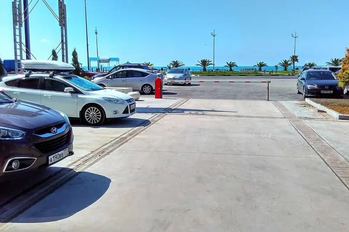 Батуми: Batumi Horizon 60m from the beach