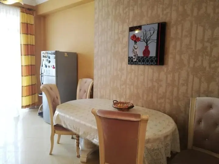 Тбилиси: Antique Apartment