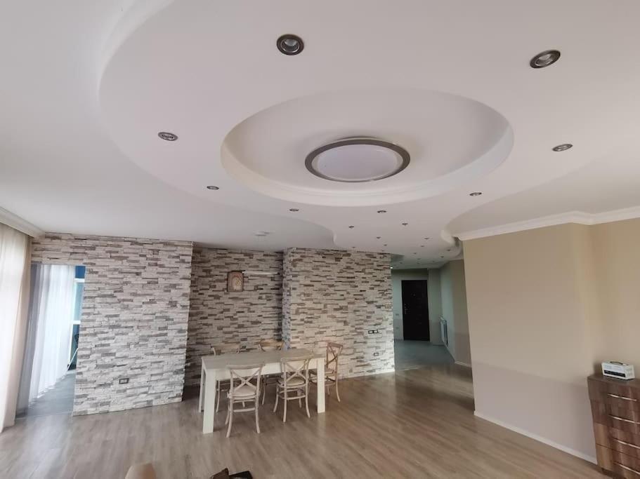 Уреки: 200m apartamenty na pljazhe Ureki dlja otdyha bol'shoj sem'i ili kompanii
