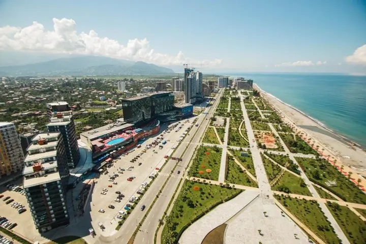 Батуми: 32-18 Sea View Beach Tower